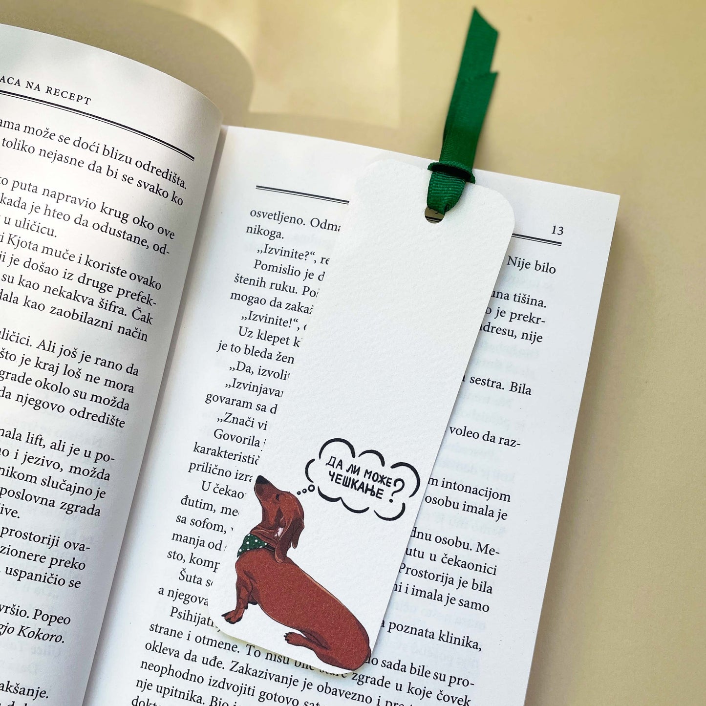 Ručno rađen obeleživač za knjige sa ilustracijom jazavičara- Da li može češkanje?