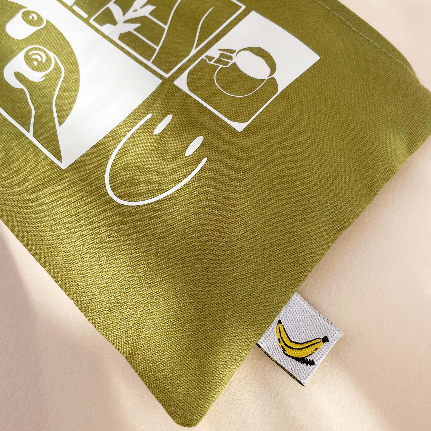 Neseser - Mornings - Bananica.art