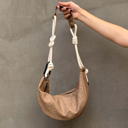 Banana torbica - Caramel Wool - Bananica.art