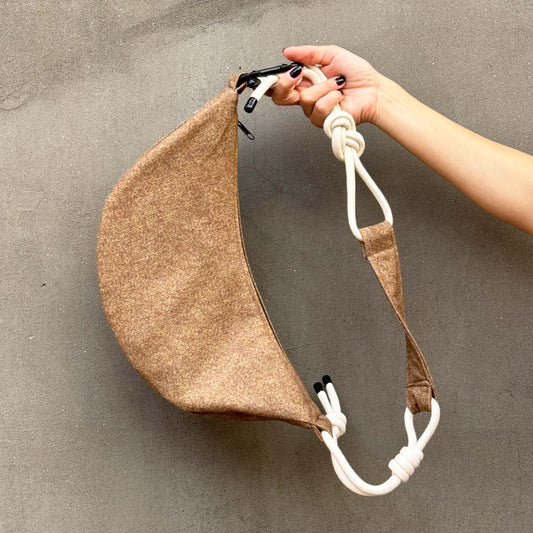 Banana torbica - Caramel Wool - Bananica.art